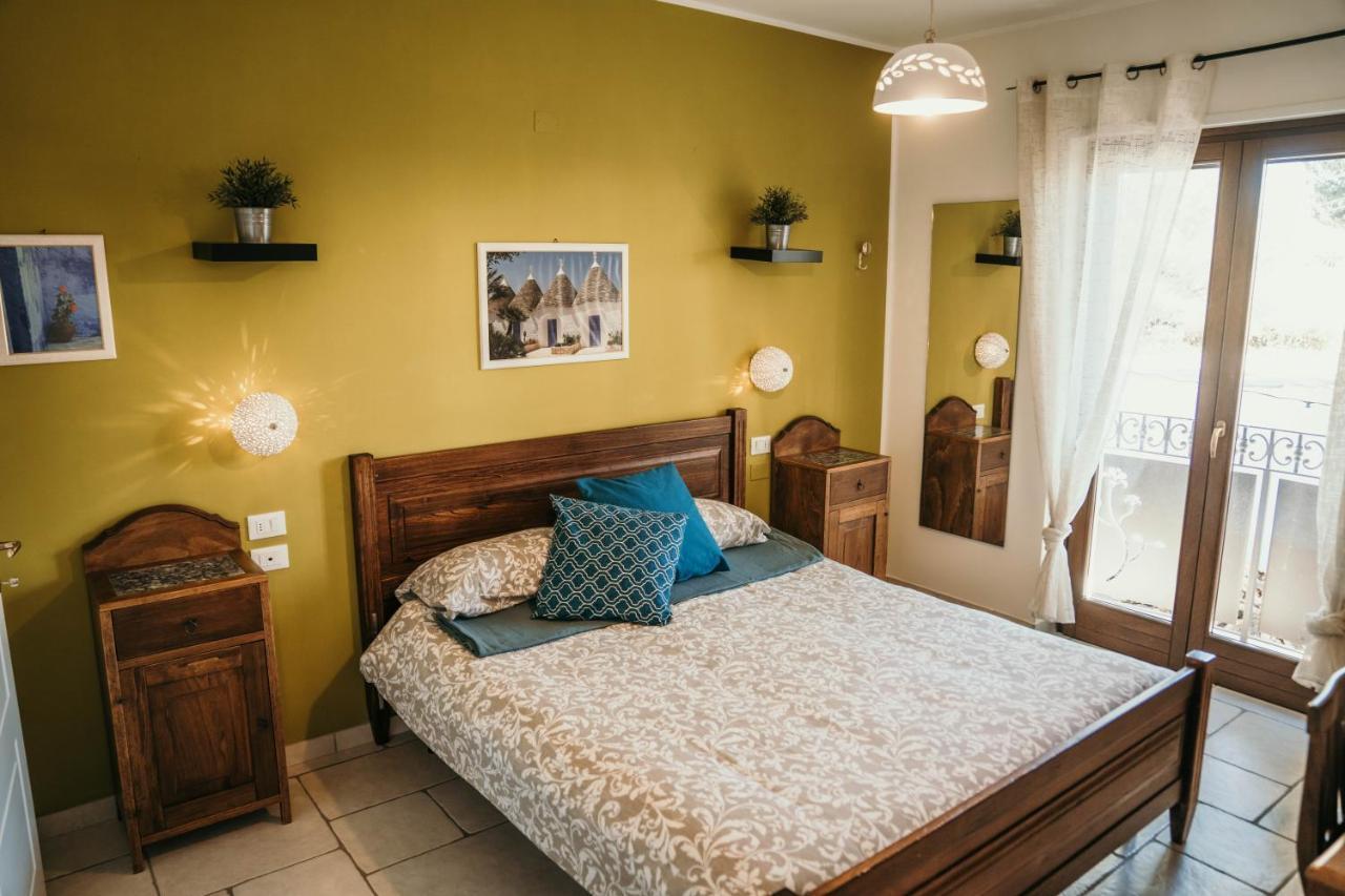 プルサーノ Casa Mita Bed & Breakfast エクステリア 写真