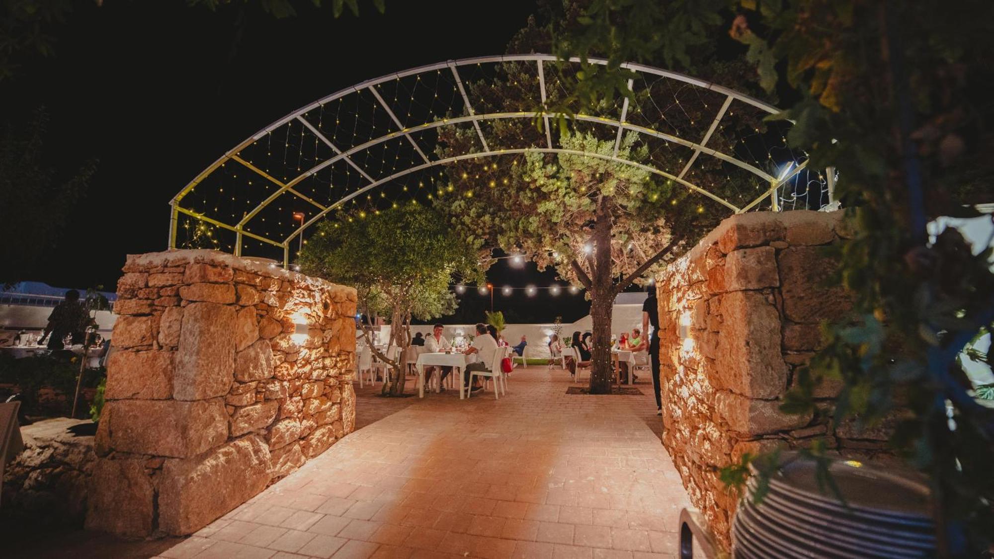 プルサーノ Casa Mita Bed & Breakfast エクステリア 写真